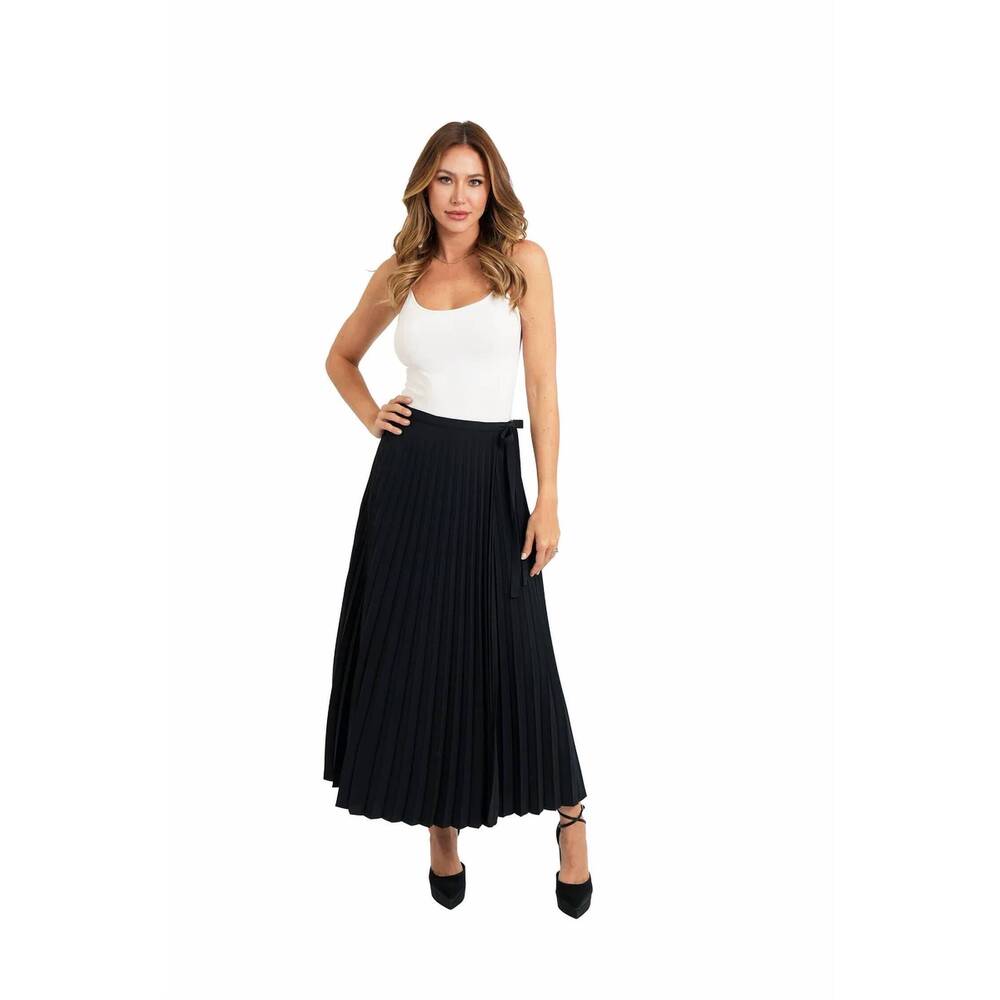 NEW LOVE TOKEN maxine midi skirt in black